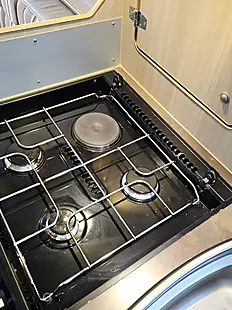 Used 2015 Ih Motorhomes 630 Rl Silver - Interior and Exterior details 12
