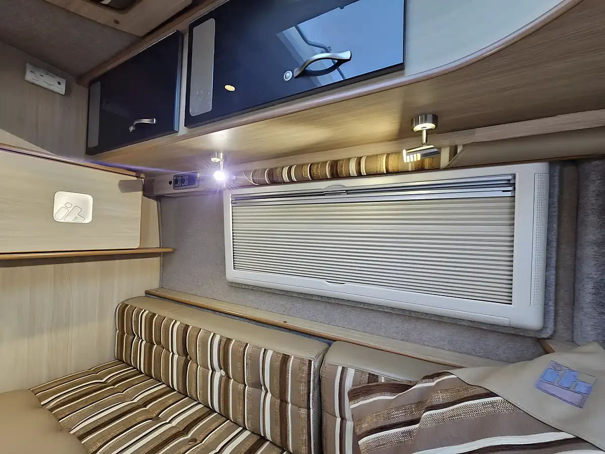 Used 2015 Ih Motorhomes 630 Rl Silver - Interior and Exterior details 18