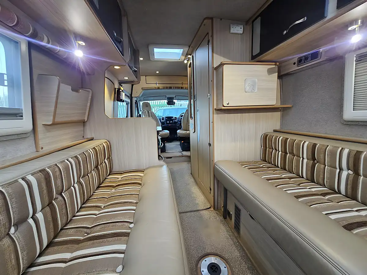 Used 2015 Ih Motorhomes 630 Rl Silver - Interior and Exterior details 19