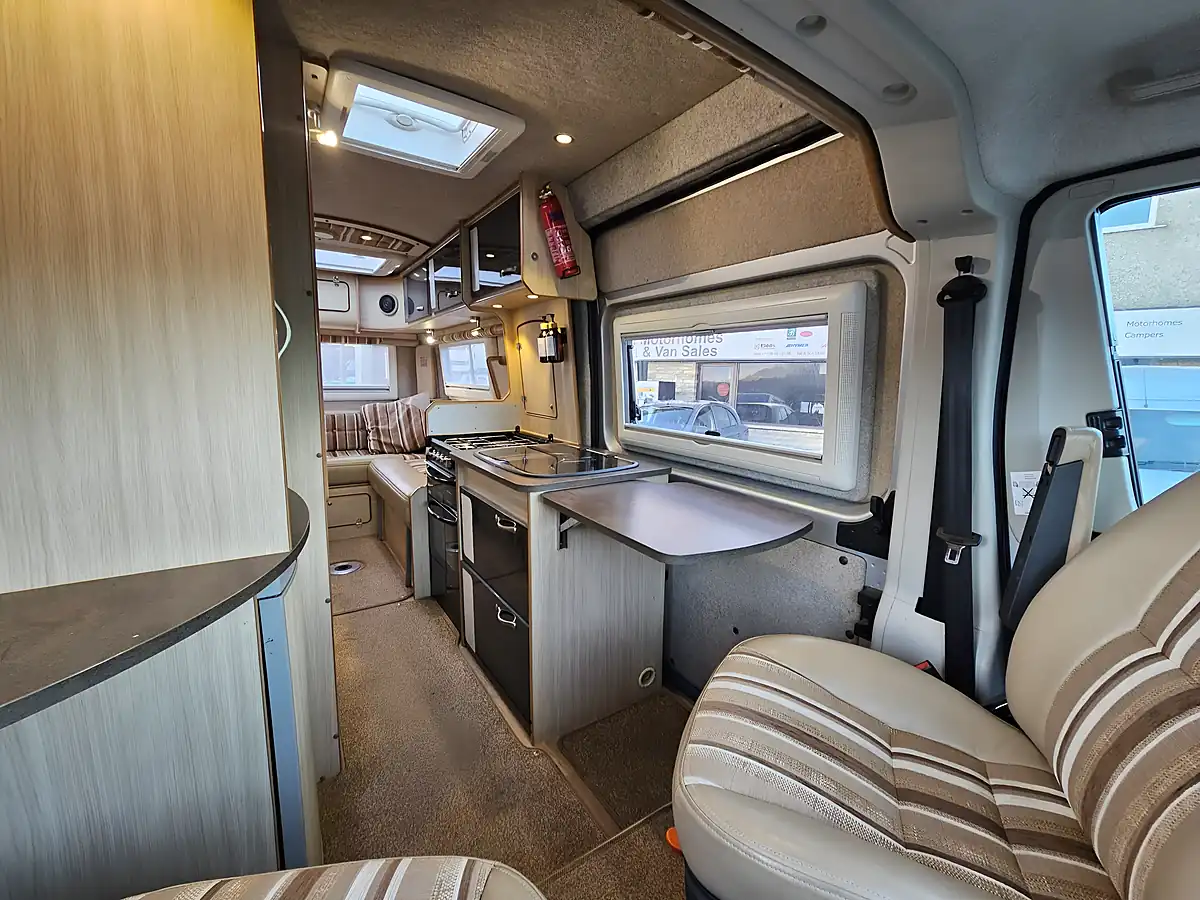 Used 2015 Ih Motorhomes 630 Rl Silver - Interior and Exterior details 9