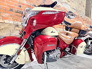 Used 2015 Indian Roadmaster Tourer Red - Interior and Exterior details 15