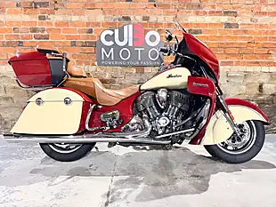 Used 2015 Indian Roadmaster Tourer Red - Interior and Exterior details 2