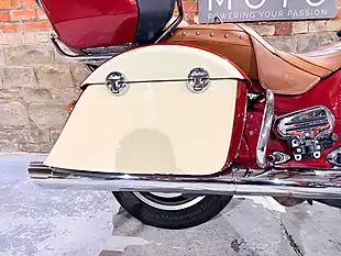 Used 2015 Indian Roadmaster Tourer Red - Interior and Exterior details 8