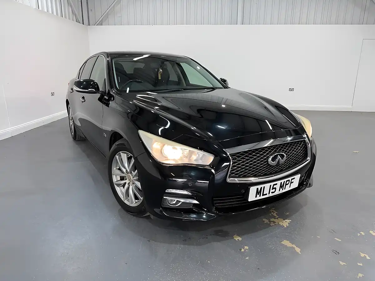 Used 2015 Infiniti Q50 Premium Black - Front View
