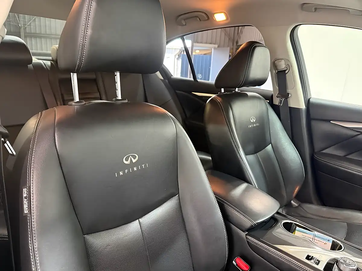Used 2015 Infiniti Q50 Premium Black - Interior and Exterior details 10