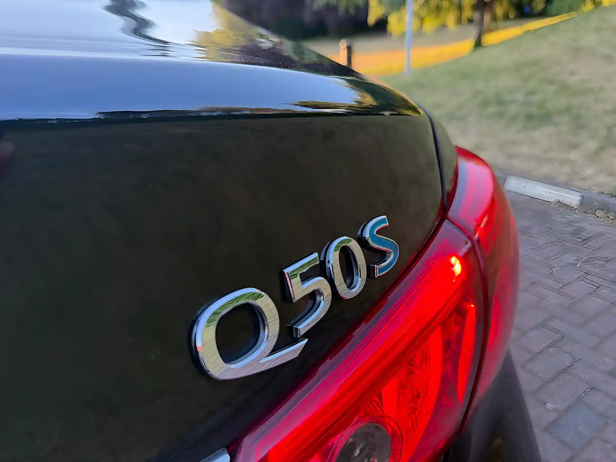 Used 2015 Infiniti Q50 Sport Tech Black - Interior and Exterior details 10