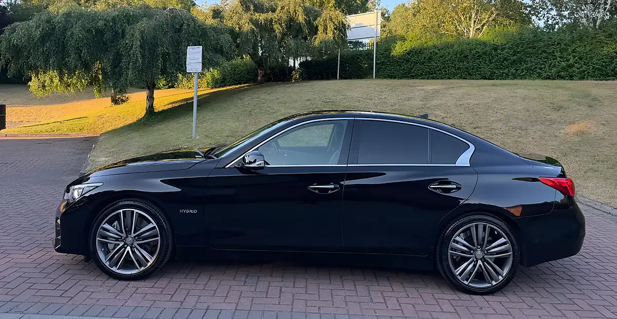 Used 2015 Infiniti Q50 Sport Tech Black - Interior and Exterior details 5