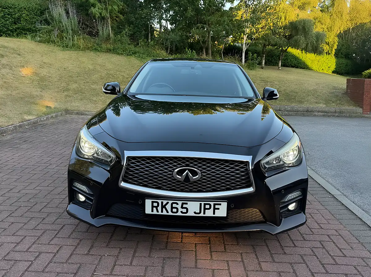 Used 2015 Infiniti Q50 Sport Tech Black - Interior and Exterior details 6