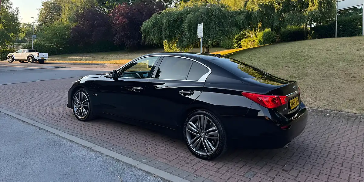 Used 2015 Infiniti Q50 Sport Tech Black - Interior and Exterior details 9