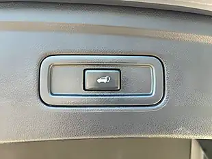 Used 2015 Infiniti QX70 S Premium Black - Interior and Exterior details 14