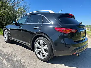 Used 2015 Infiniti QX70 S Premium Black - Interior and Exterior details 6