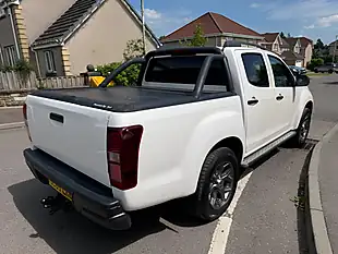 Used 2015 Isuzu D-Max Blade White - Interior and Exterior details 6