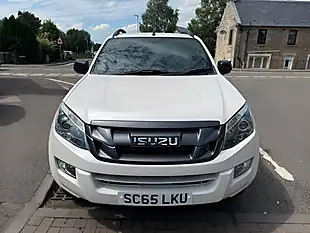 Used 2015 Isuzu D-Max Blade White - Interior and Exterior details 7