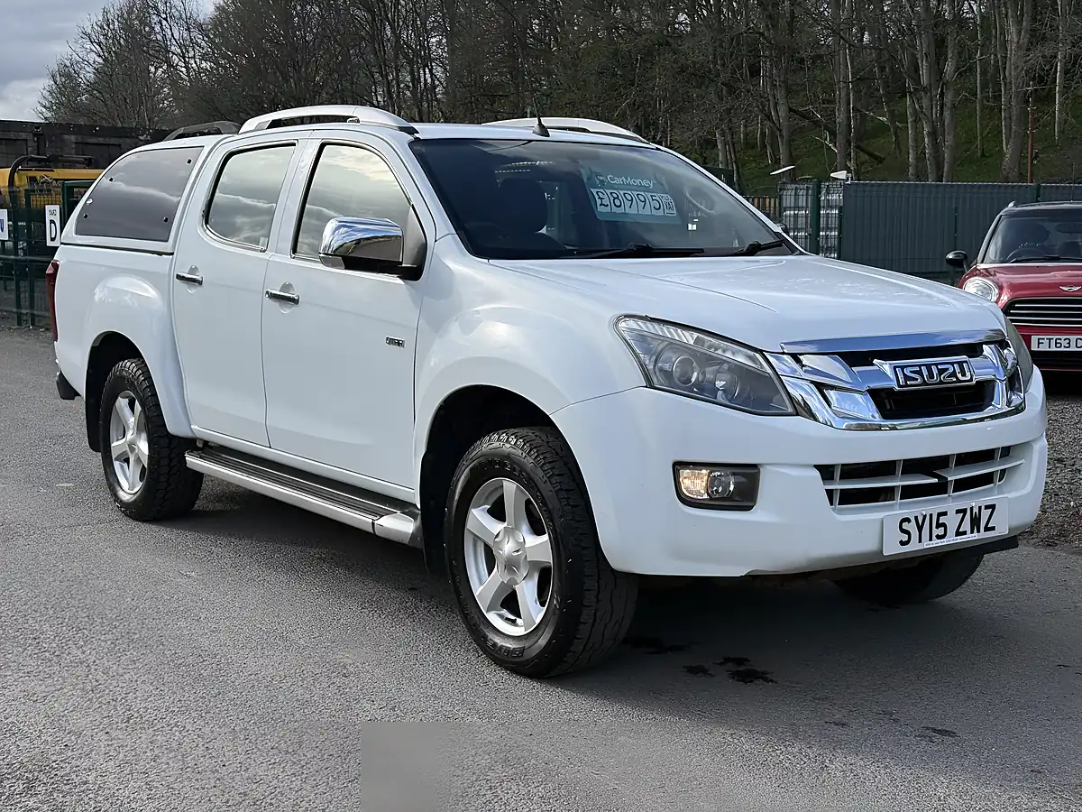 Used 2015 Isuzu D-Max Utah Huntsman White - Interior and Exterior details 3