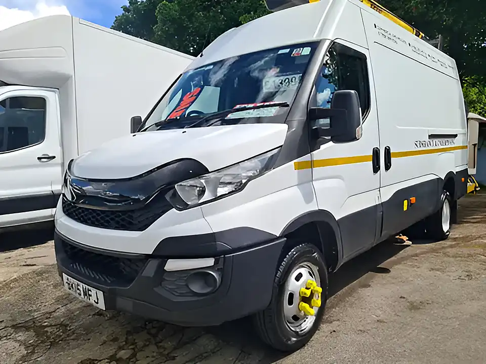 Used 2015 Iveco Daily Cherry Picker - Interior and Exterior details 16