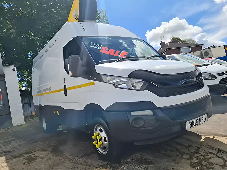 Used 2015 Iveco Daily Cherry Picker - Interior and Exterior details 7