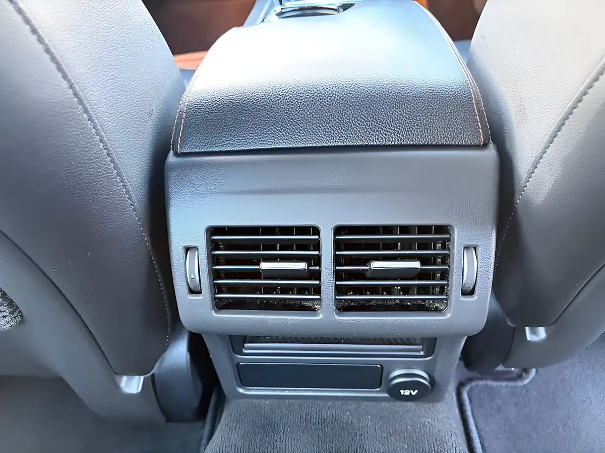 Used 2015 Jaguar Xe Prestige Black - Interior and Exterior details 14