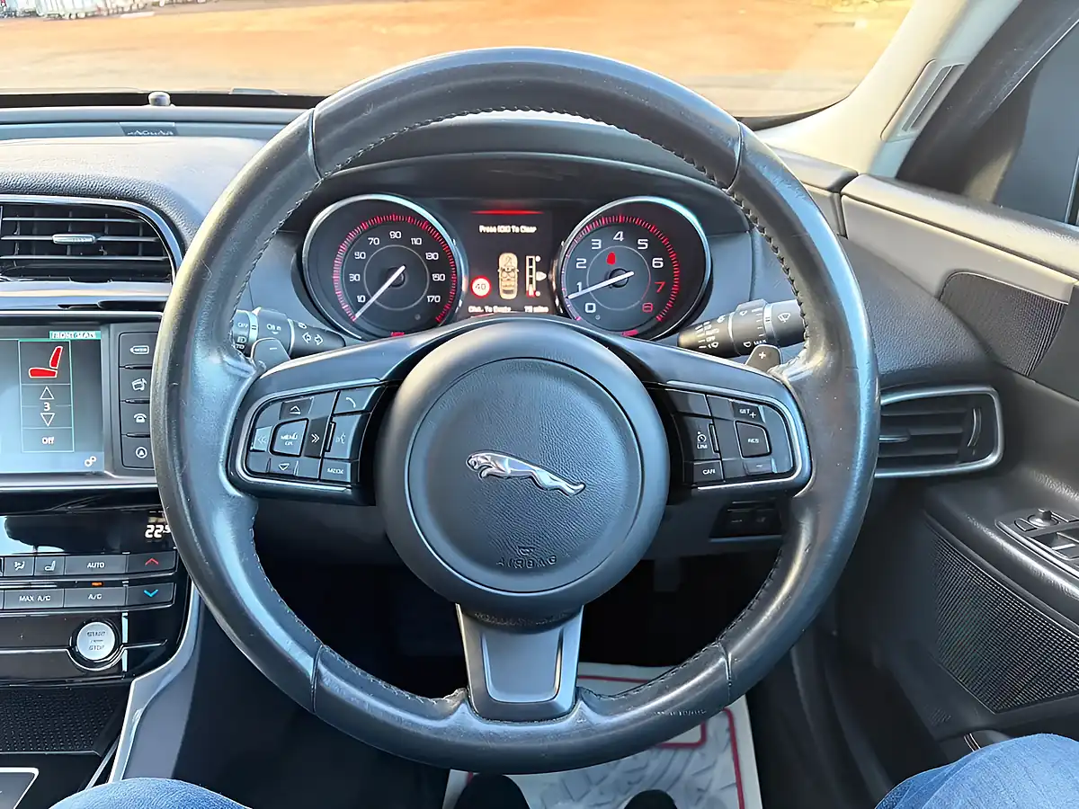 Used 2015 Jaguar Xe Prestige Black - Interior and Exterior details 8