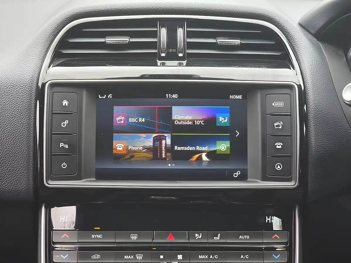Used 2015 Jaguar Xe Prestige Black - Interior and Exterior details 17