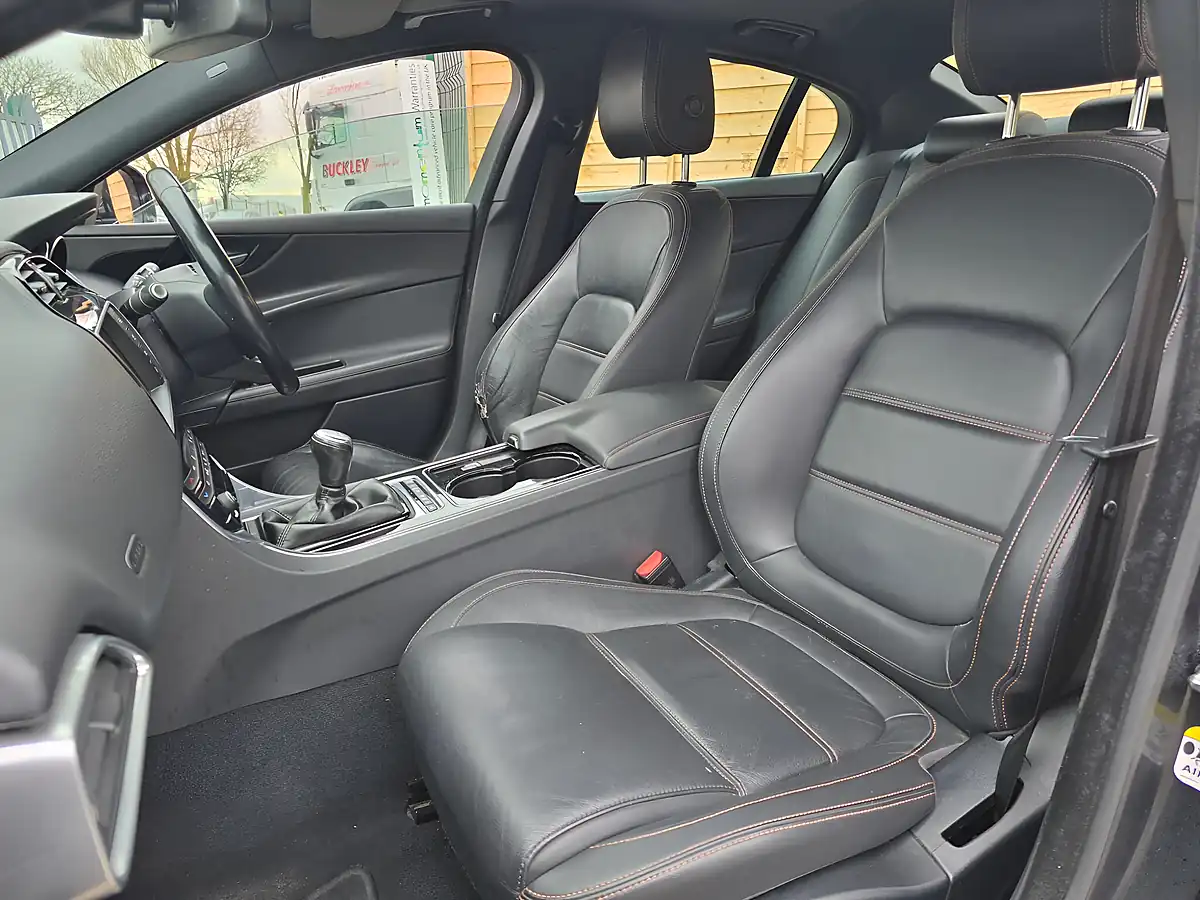 Used 2015 Jaguar Xe Prestige Black - Interior and Exterior details 19
