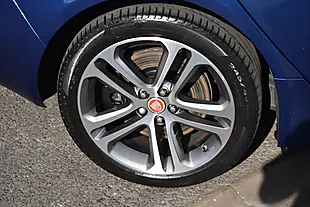 Used 2015 Jaguar Xe Prestige Caesium Blue - Interior and Exterior details 20