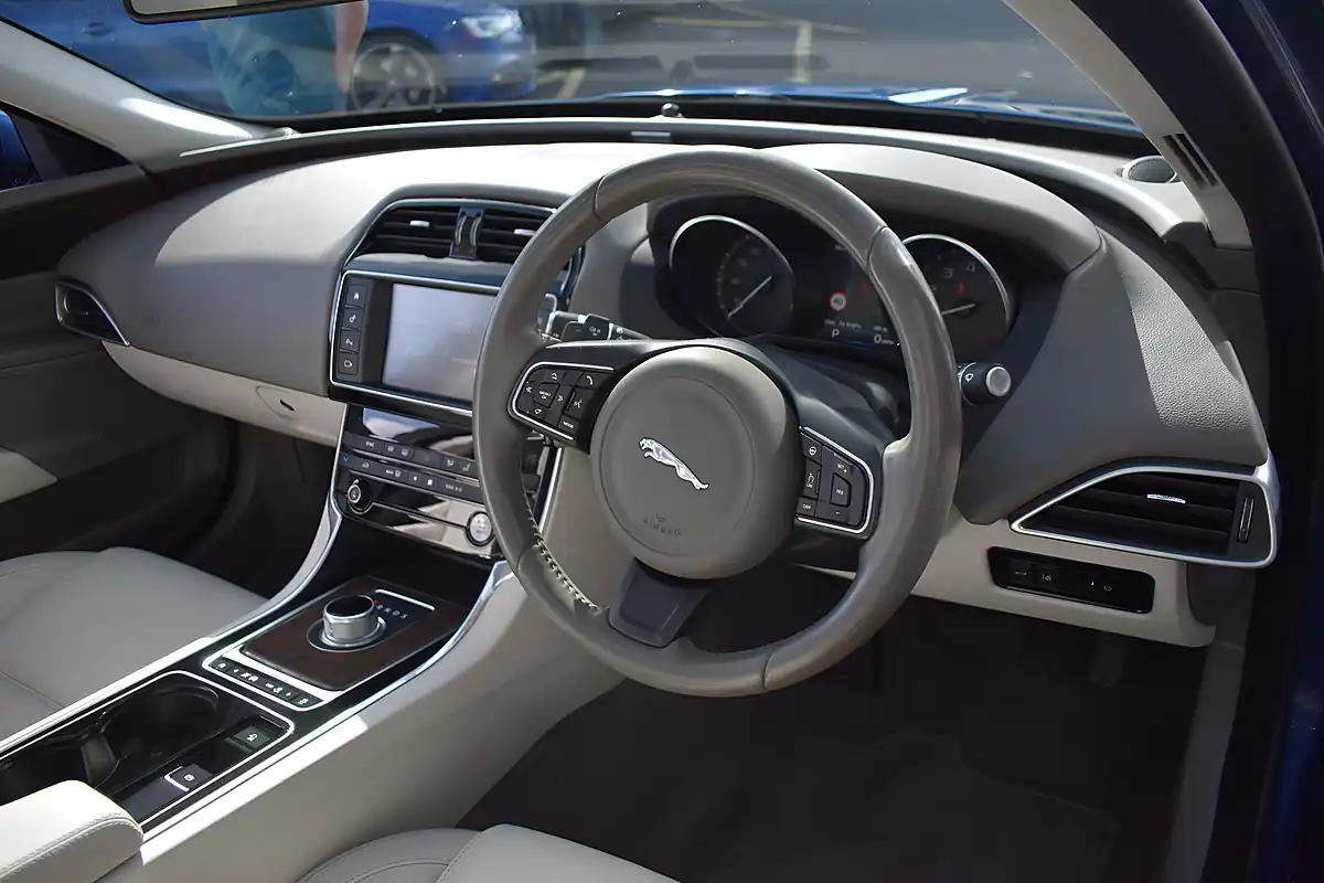 Used 2015 Jaguar Xe Prestige Caesium Blue - Interior and Exterior details 8