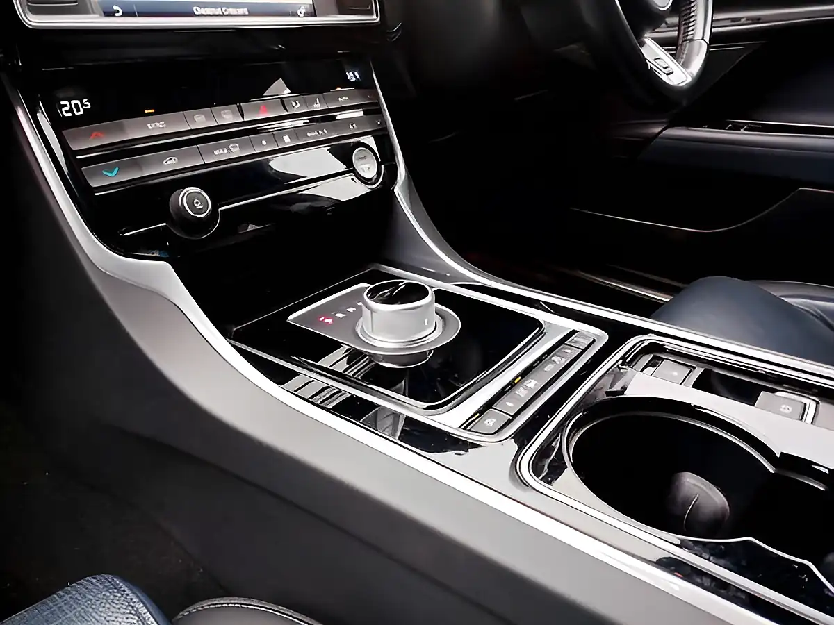 Used 2015 Jaguar Xe R-Sport Blue - Interior and Exterior details 5