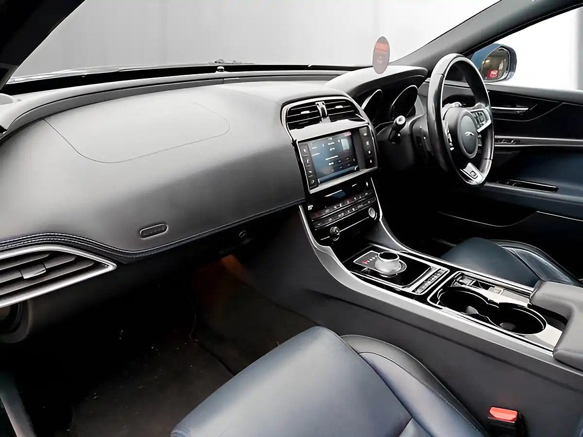 Used 2015 Jaguar Xe R-Sport Blue - Interior and Exterior details 7