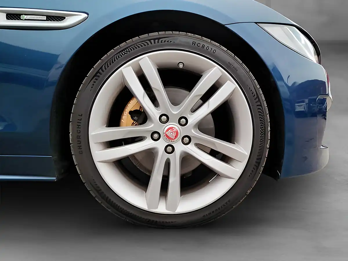 Used 2015 Jaguar Xe R-Sport Blue - Interior and Exterior details 9