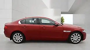 Used 2015 Jaguar Xe Se Red - Interior and Exterior details 10