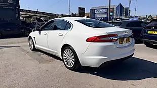 Used 2015 Jaguar Xf Luxury Saloon White - Interior and Exterior details 5