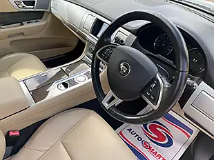 Used 2015 Jaguar Xf Luxury Silver - Interior and Exterior details 11