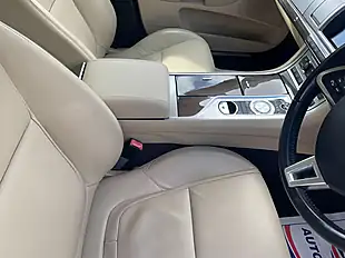 Used 2015 Jaguar Xf Luxury Silver - Interior and Exterior details 12
