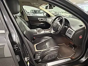 Used 2015 Jaguar Xf Portfolio Grey - Interior and Exterior details 11