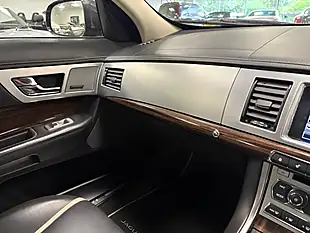 Used 2015 Jaguar Xf Portfolio Grey - Interior and Exterior details 18