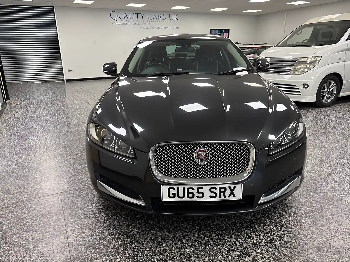 Used 2015 Jaguar Xf Portfolio Grey - Interior and Exterior details 8