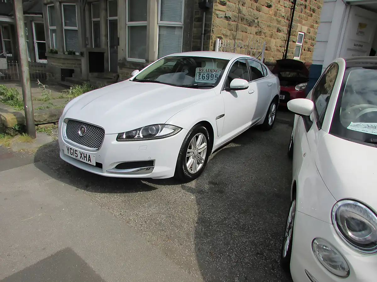 Used 2015 Jaguar Xf Portfolio White - Interior and Exterior details 13