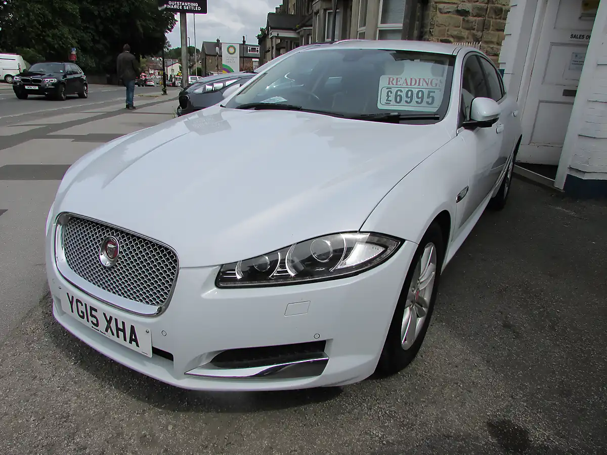 Used 2015 Jaguar Xf Portfolio White - Interior and Exterior details 16