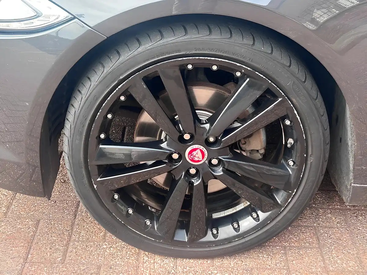 Used 2015 Jaguar Xf R-Sport Black Grey - Interior and Exterior details 12