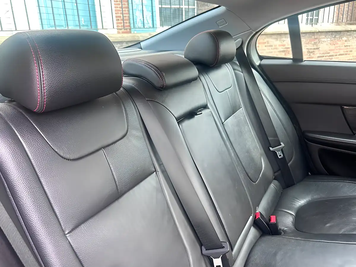 Used 2015 Jaguar Xf R-Sport Black Grey - Interior and Exterior details 17