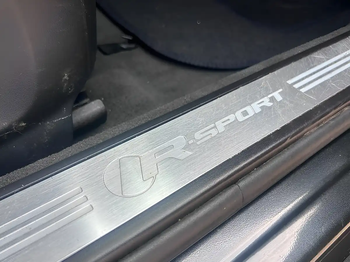 Used 2015 Jaguar Xf R-Sport Black Grey - Interior and Exterior details 20