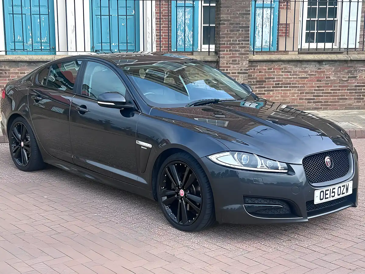 Used 2015 Jaguar Xf R-Sport Black Grey - Interior and Exterior details 3