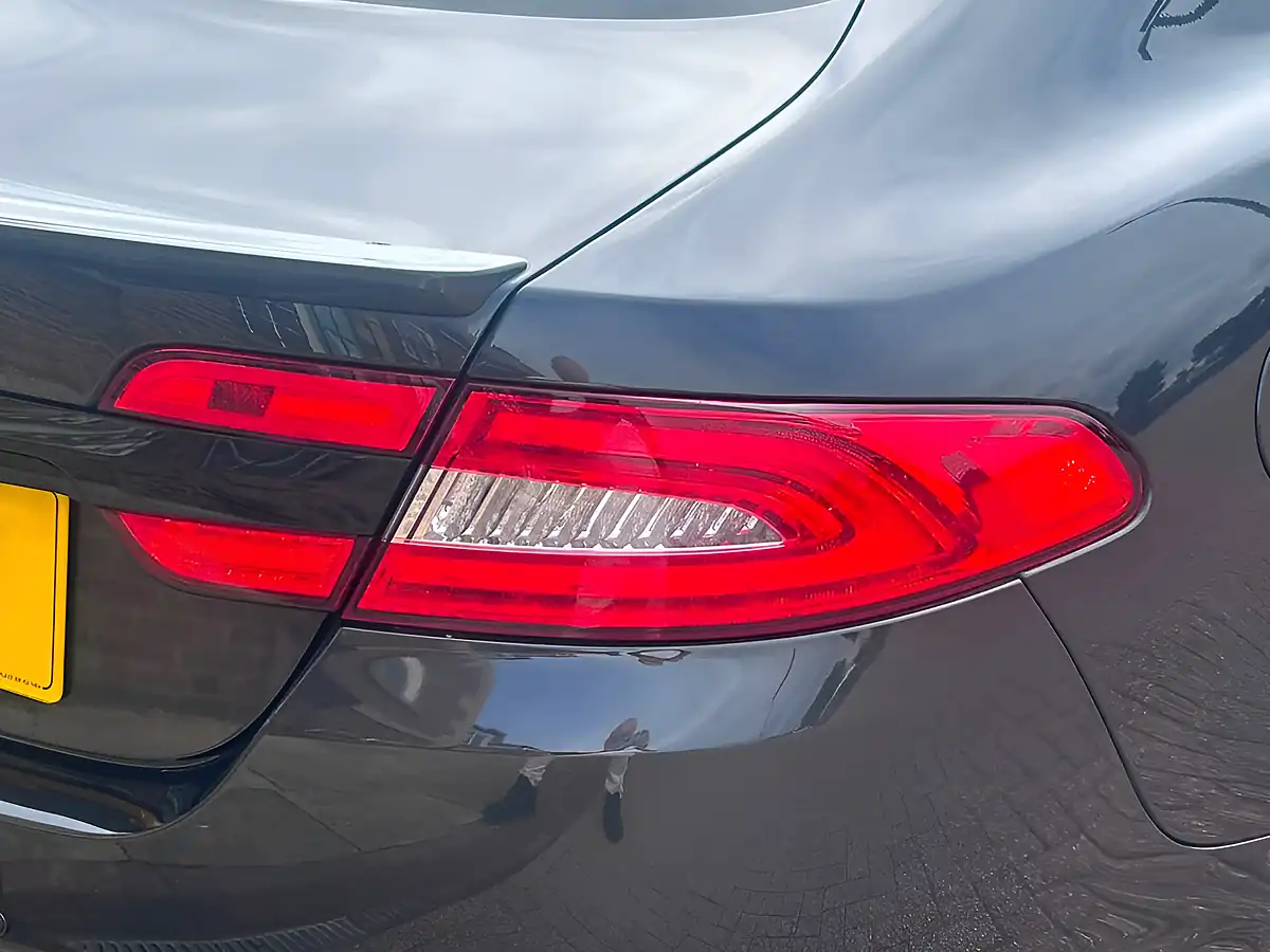 Used 2015 Jaguar Xf R-Sport Black Grey - Interior and Exterior details 8