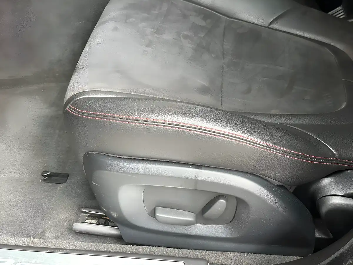 Used 2015 Jaguar Xf R-Sport Black - Interior and Exterior details 19