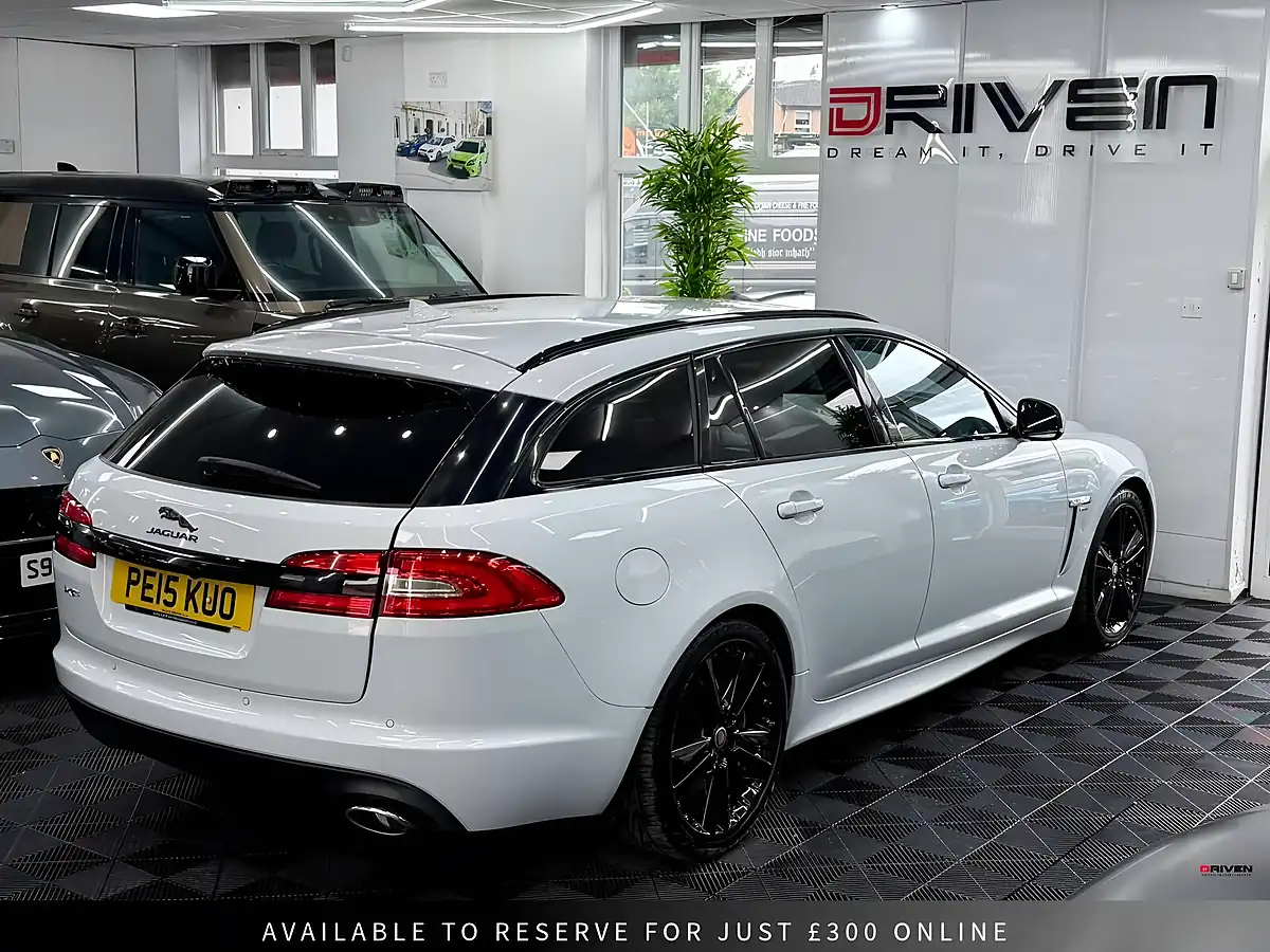 Used 2015 Jaguar Xf R-Sport Black Sportbrake White - Interior and Exterior details 11