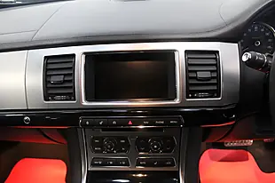 Used 2015 Jaguar Xf R-Sport Black Sportbrake White - Interior and Exterior details 14