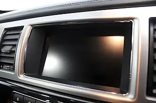 Used 2015 Jaguar Xf R-Sport Black Sportbrake White - Interior and Exterior details 15