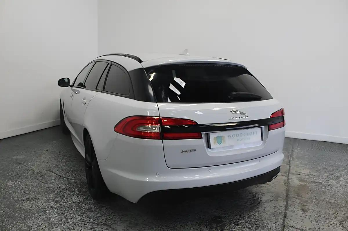 Used 2015 Jaguar Xf R-Sport Black Sportbrake White - Interior and Exterior details 5