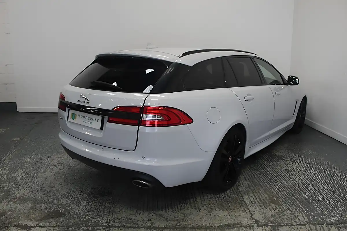 Used 2015 Jaguar Xf R-Sport Black Sportbrake White - Interior and Exterior details 6