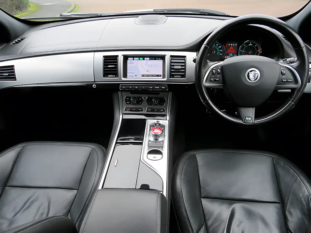 Used 2015 Jaguar Xf R-Sport Black White - Interior and Exterior details 13